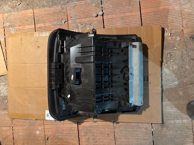 bontott FIAT DUCATO Kesztyűtartó