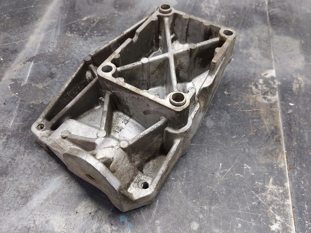 bontott FIAT DUCATO Klímakompresszor Tartó Bak