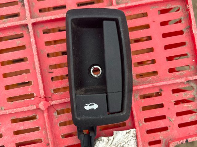 bontott FIAT DUCATO Motorháztető Nyitó Kar / Gomb