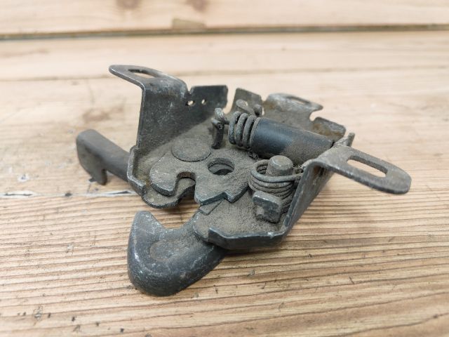 bontott FIAT DUCATO Motorháztető Zárszerkezet