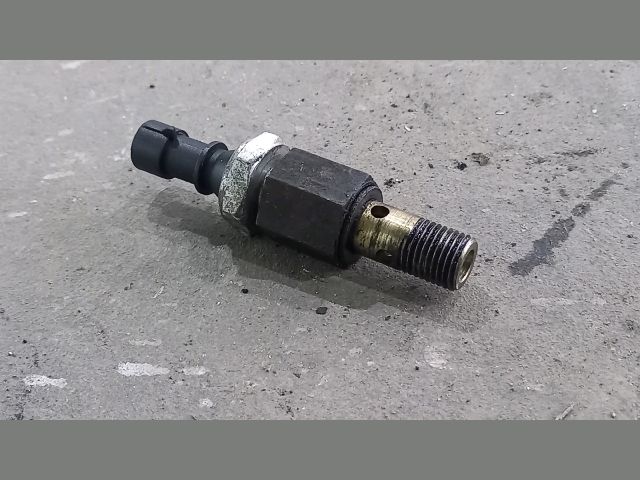 bontott FIAT DUCATO Olajnyomás Jeladó