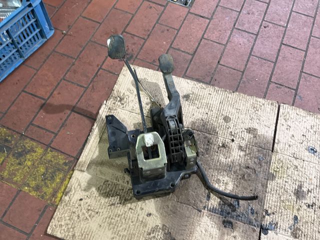 bontott FIAT DUCATO Pedálbak