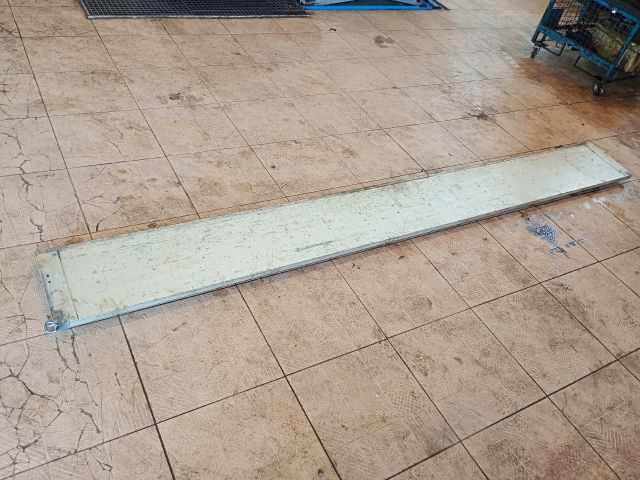 bontott FIAT DUCATO Plató Ajtó