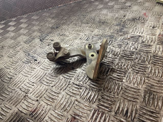 bontott FIAT DUCATO Tolóajtó Sín Görgő