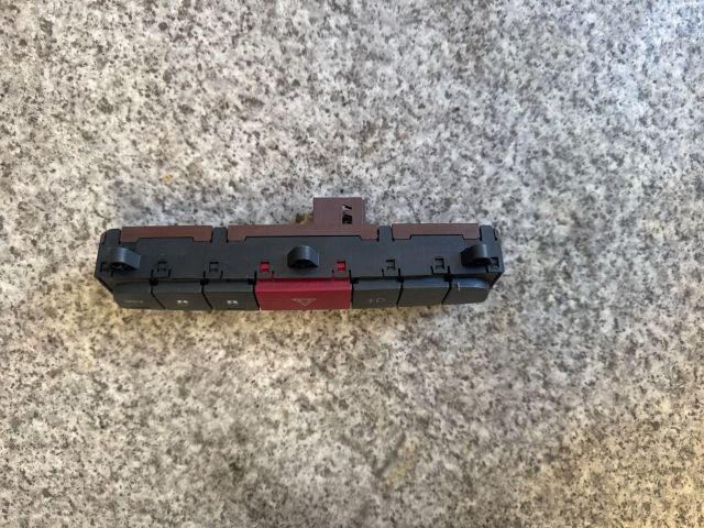 bontott FIAT DUCATO Vészvillogó Kapcsoló