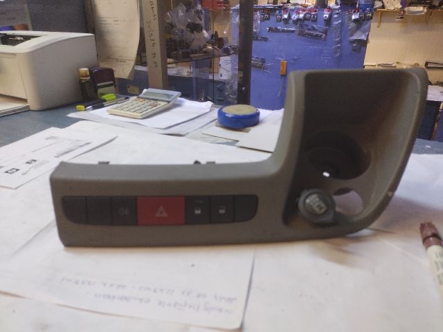 bontott FIAT DUCATO Vészvillogó Kapcsoló