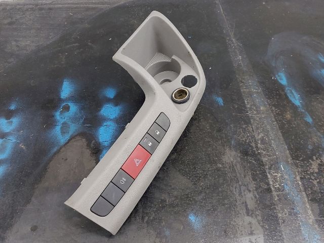 bontott FIAT DUCATO Vészvillogó Kapcsoló
