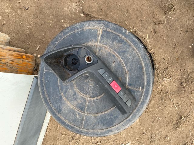 bontott FIAT DUCATO Vészvillogó Kapcsoló