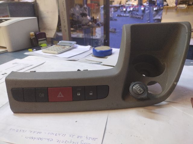 bontott FIAT DUCATO Vészvillogó Kapcsoló