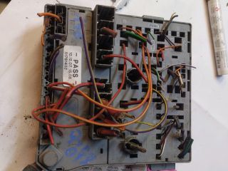 bontott FIAT FIORINO Biztosítéktábla Motortér