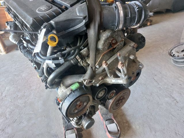 bontott FIAT FIORINO Komplett Motor (Segédberendezésekkel)