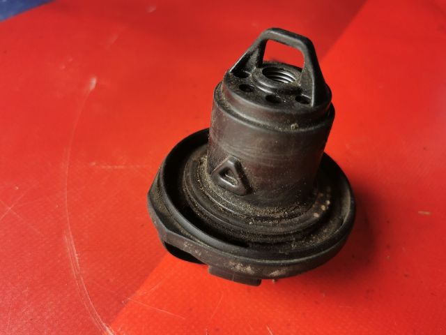 bontott FIAT FIORINO Tanksapka