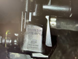 bontott FIAT FIORINO Termosztátház