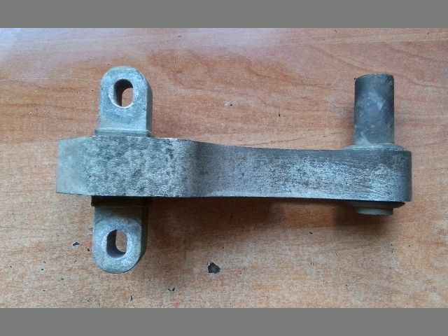 bontott FIAT FIORINO Váltó Tartó Bak (Pozíciófüggetlen)