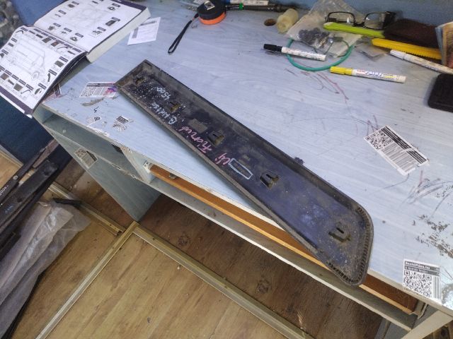 bontott FIAT FIORINO Bal hátsó Sárvédő Díszléc