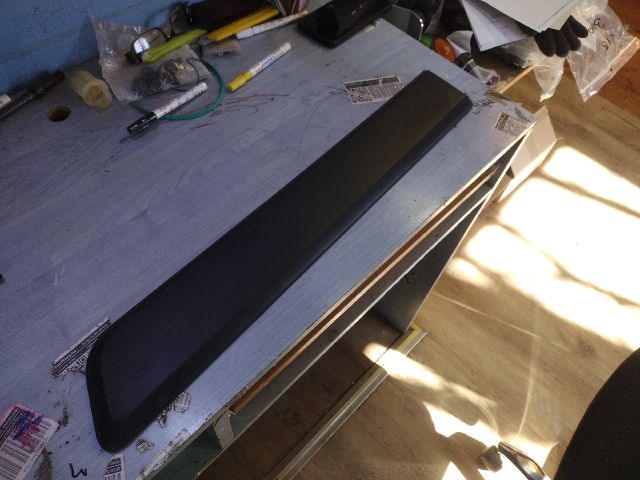 bontott FIAT FIORINO Bal hátsó Sárvédő Díszléc