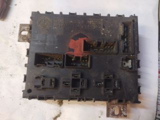 bontott FIAT FIORINO Biztosítéktábla Utastér