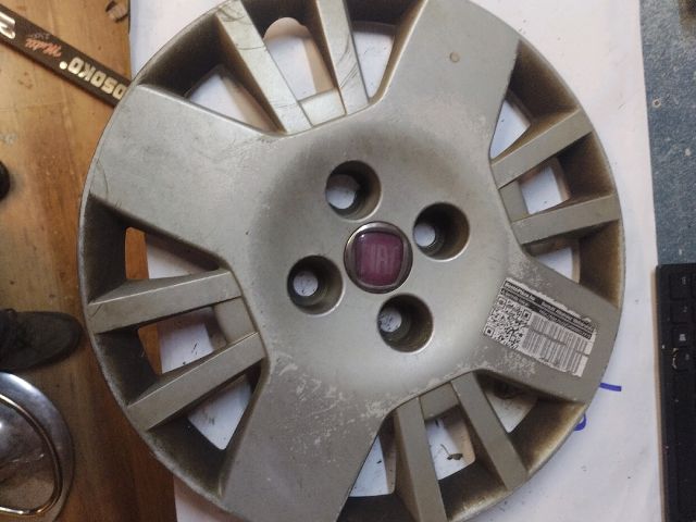 bontott FIAT FIORINO Dísztárcsa (1 db)