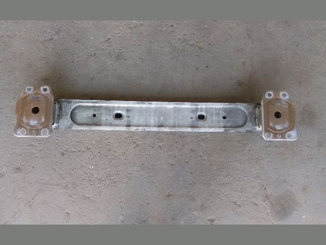 bontott FIAT FIORINO Első Lökhárító Merevítő (Fém)