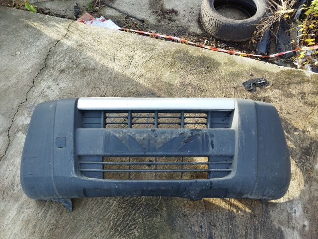 bontott FIAT FIORINO Első Lökhárító (Részeivel)