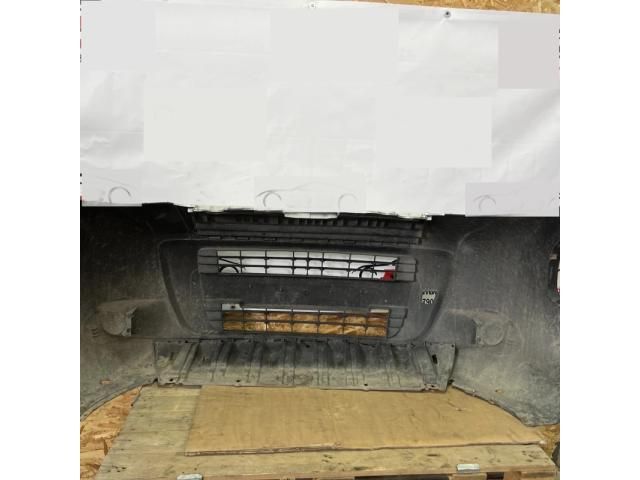 bontott FIAT FIORINO Első Lökhárító (Üresen)