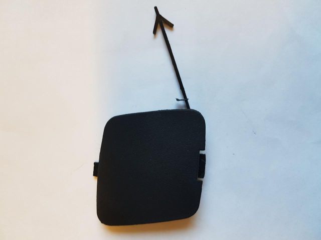 bontott FIAT FIORINO Első Vonószem Burkolat