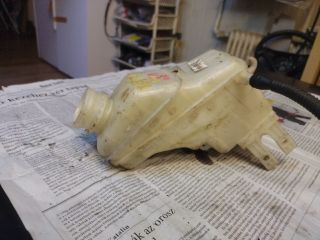 bontott FIAT FIORINO Fékfolyadék Tartály