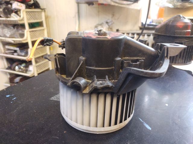 bontott FIAT FIORINO Fűtőmotor (Klímás)