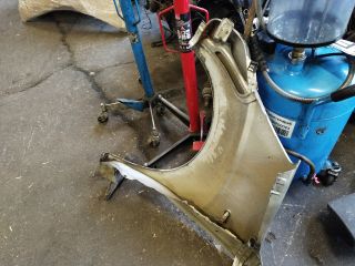 bontott FIAT FIORINO Jobb első Sárvédő