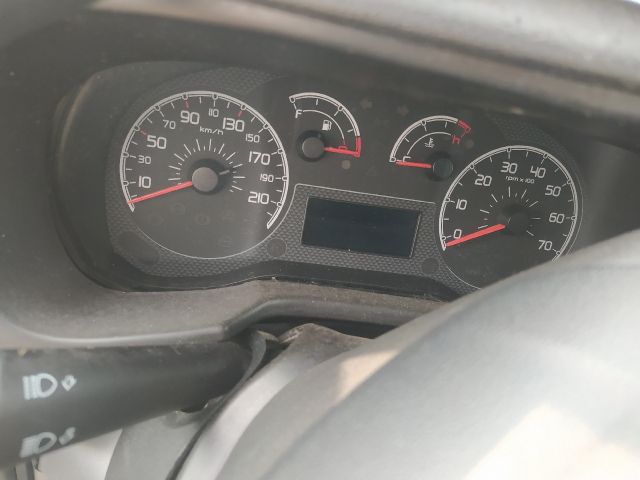 bontott FIAT FIORINO Jobb hátsó Gumikéder