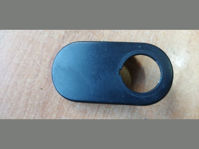 bontott FIAT FIORINO Szivargyújtó Aljzat