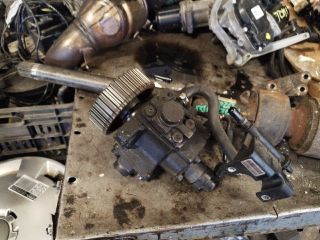 bontott FIAT FREEMONT Nagynyomású Szivattyú