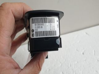 bontott FIAT FREEMONT Bal első Ablakemelő Kapcsoló