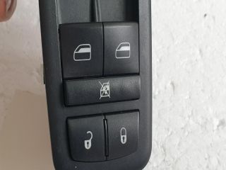 bontott FIAT FREEMONT Bal első Ablakemelő Kapcsoló