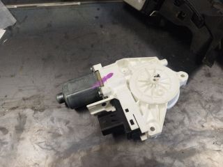 bontott FIAT FREEMONT Bal első Ablakemelő Motor