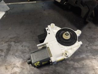 bontott FIAT FREEMONT Bal első Ablakemelő Motor