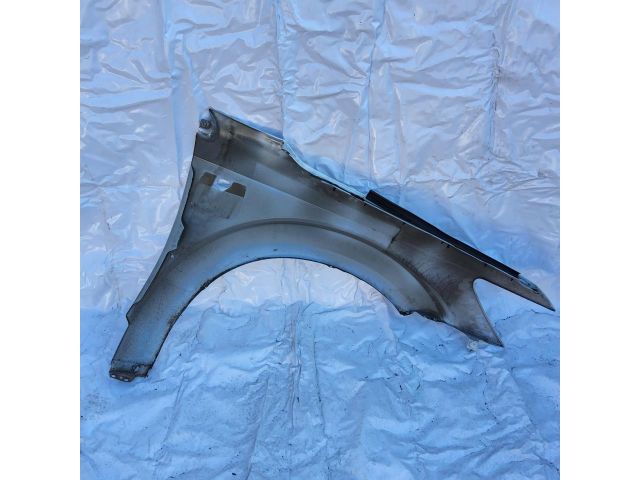 bontott FIAT FREEMONT Bal első Sárvédő