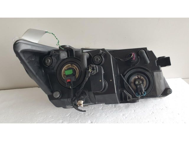 bontott FIAT FREEMONT Bal Fényszóró