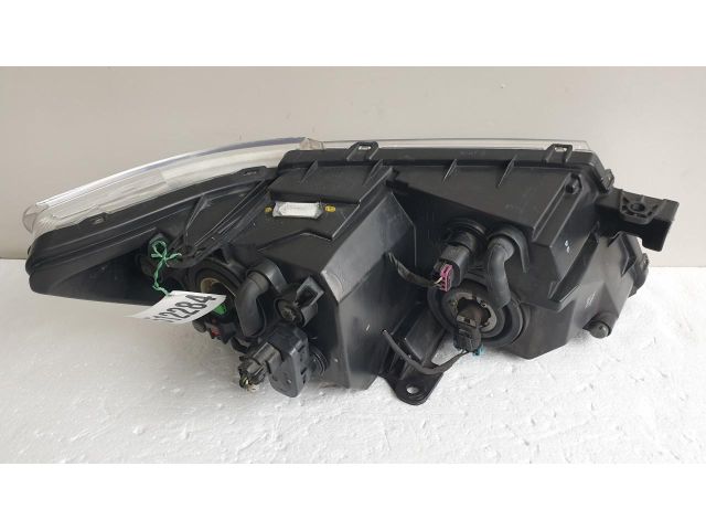 bontott FIAT FREEMONT Bal Fényszóró