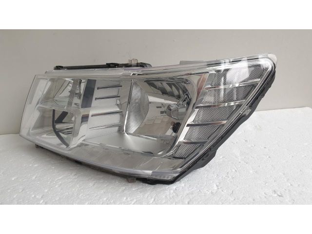 bontott FIAT FREEMONT Bal Fényszóró