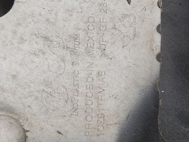 bontott FIAT FREEMONT Csomagtérajtó (Üres lemez)