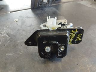 bontott FIAT FREEMONT Csomagtérajtó Zárszerkezet