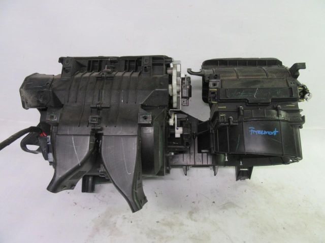 bontott FIAT FREEMONT Fűtés Box