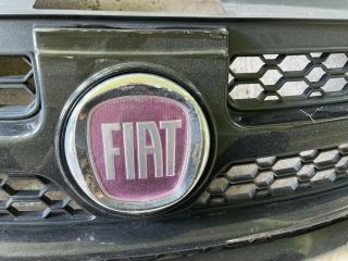 bontott FIAT FREEMONT Hűtőrács