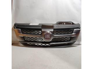 bontott FIAT FREEMONT Hűtőrács