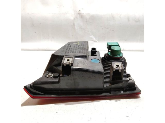 bontott FIAT FREEMONT Jobb Belső Hátsó Lámpa