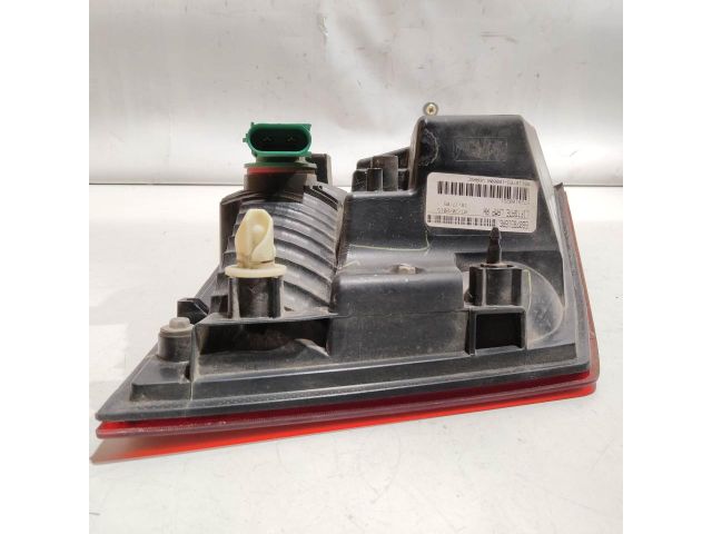 bontott FIAT FREEMONT Jobb Belső Hátsó Lámpa