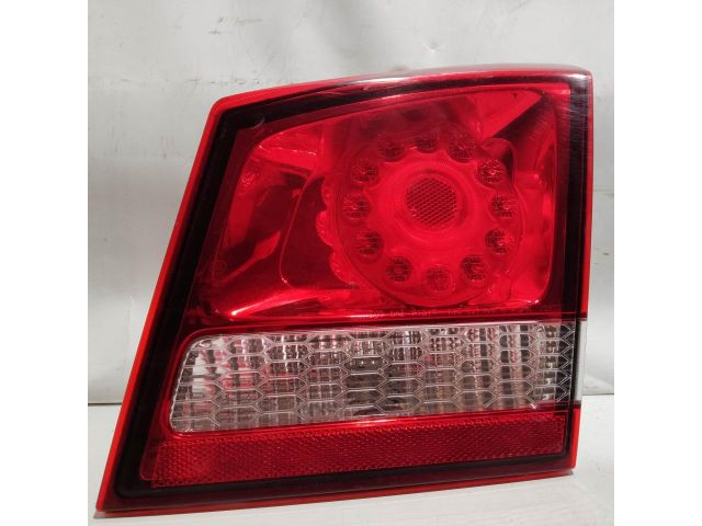 bontott FIAT FREEMONT Jobb Belső Hátsó Lámpa