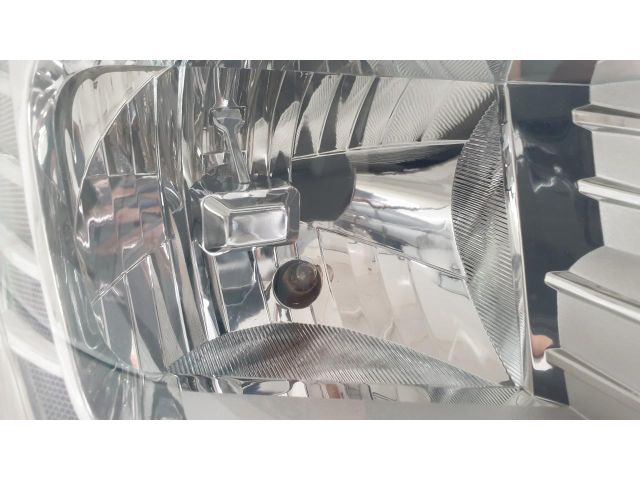 bontott FIAT FREEMONT Jobb Fényszóró