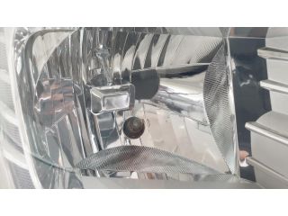 bontott FIAT FREEMONT Jobb Fényszóró